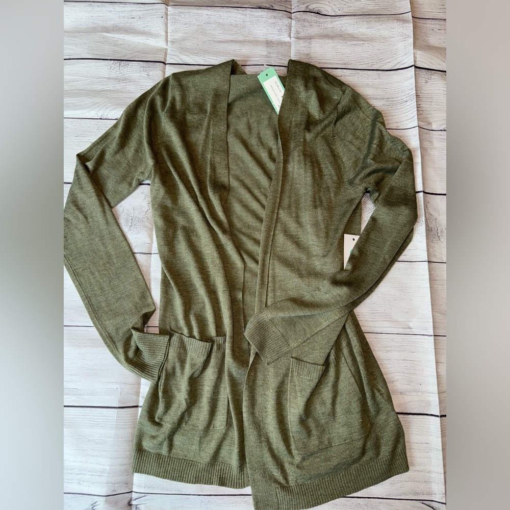 NWT Women's Pink Clover Cardigan
